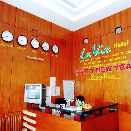 Lavie Hotel На Транг Екстериор снимка