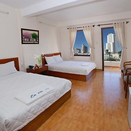 Lavie Hotel На Транг Екстериор снимка